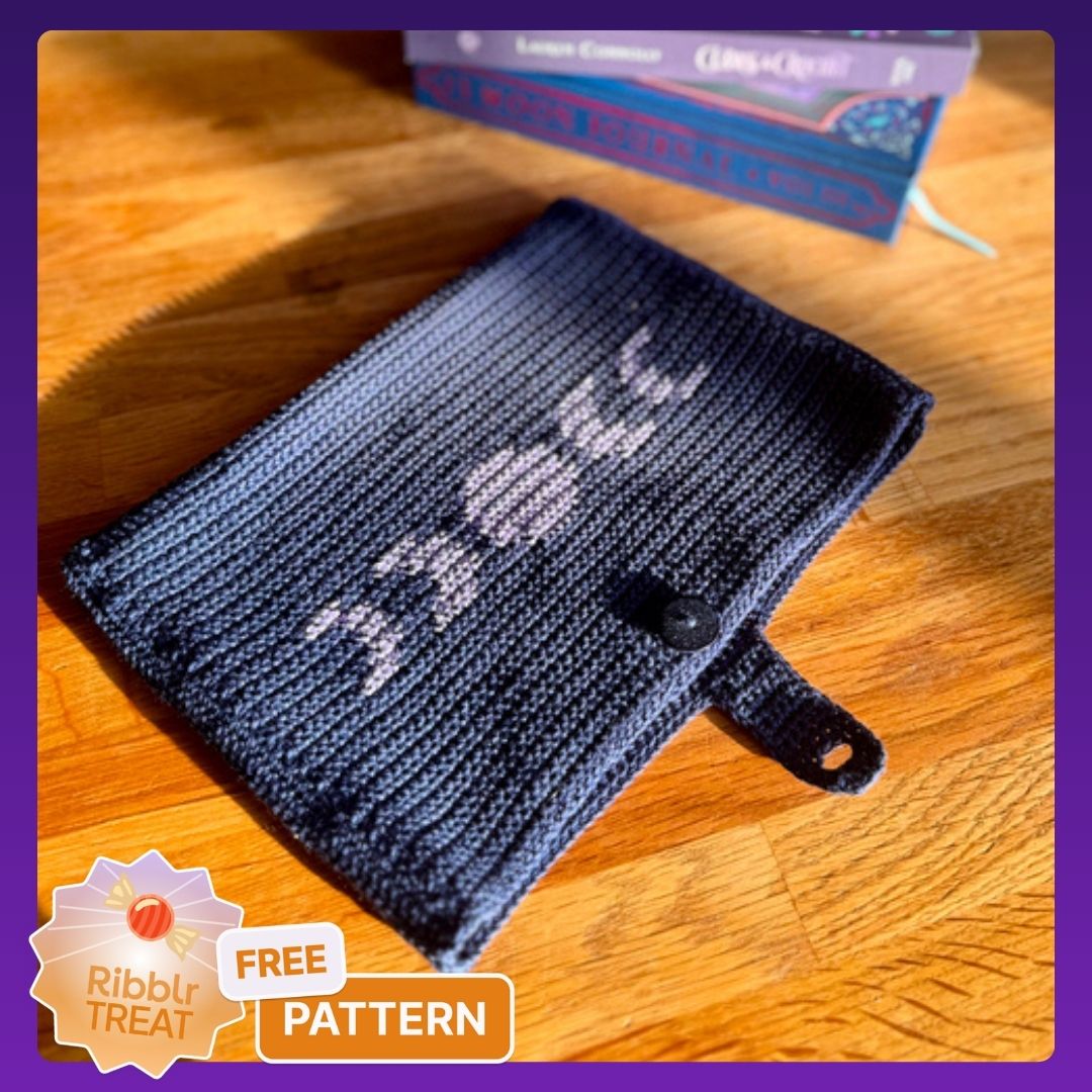 Moon Phases Book Sleeve - Tapestry Crochet Pattern & Grid