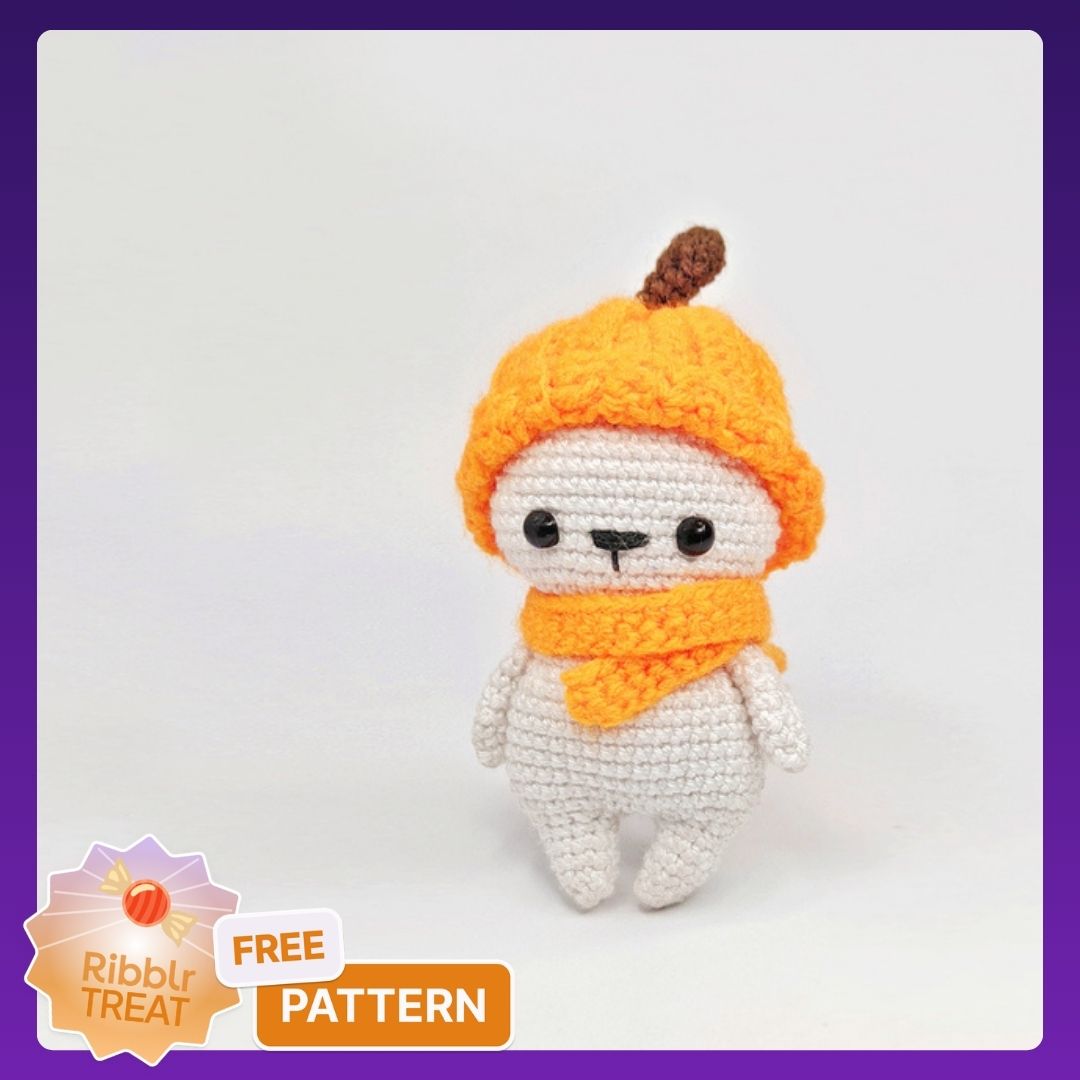 Amigurumi pumpkin bear