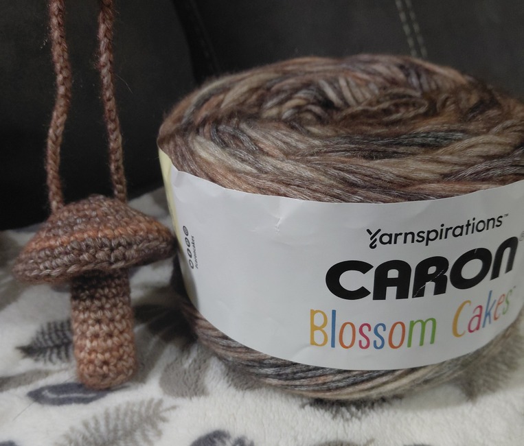 Jandd6599's make photo for Lipbalm/Chapstick mushroom holder