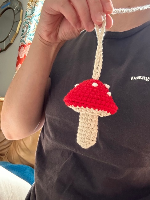 edo408's make photo for Lipbalm/Chapstick mushroom holder