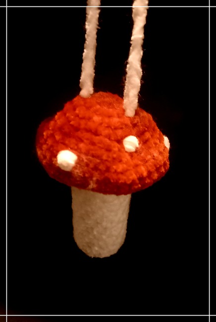 Amandi05's make photo for Lipbalm/Chapstick mushroom holder