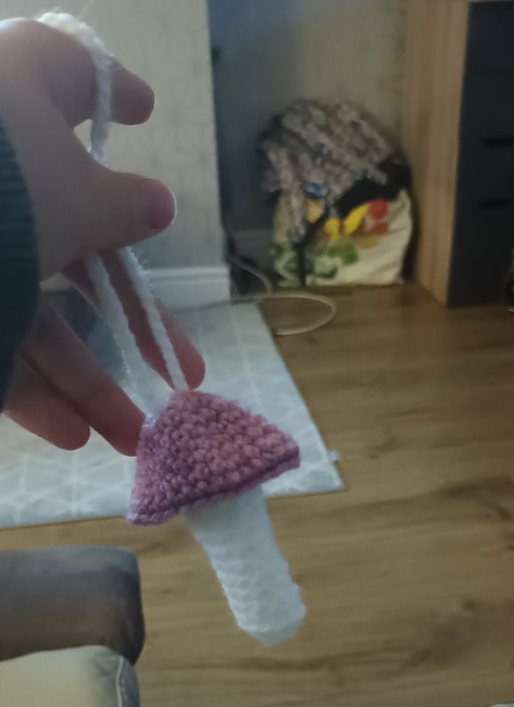 Gamerllama656's make photo for Lipbalm/Chapstick mushroom holder