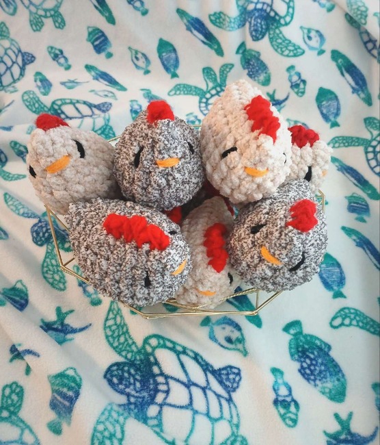 MillieCrochetTurtle's make photo for CHICKENS!!! Plushy (NO SEW!)