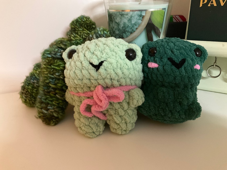 duckduckcrochet's make photo for Free 2-in-1 No-Sew Crochet Pattern - Frog Pals