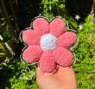*Cute Flower Plushie/Pincushion*