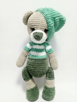 Oliver the Bear  Crochet Pattern
