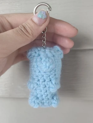 No Sew Gummy Bear Keychain