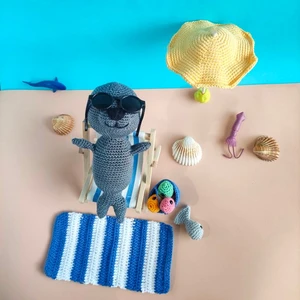 SEAL ON HOLIDAYS. Arctic summer collection.