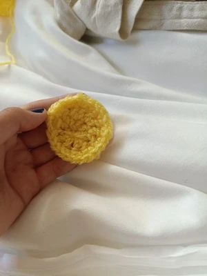 Re-usable makeup pads
