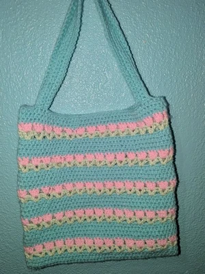 Tulip tote bag