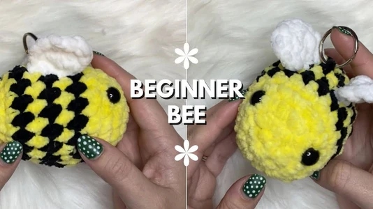 Beginner Bee Keychain | Beginner Amigurumi Crochet Pattern