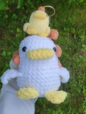 Crumb the Duck (no-sew)
