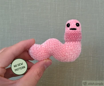 Worm Crochet Pattern | Spring Garden | Plushie Doll Animal | No Sew | Beginner Friendly | Amigurumi