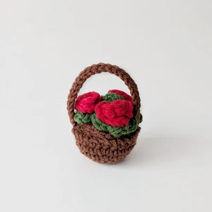 Crochet Mini Basket with Roses Pattern, Easy Bouquet Kechain