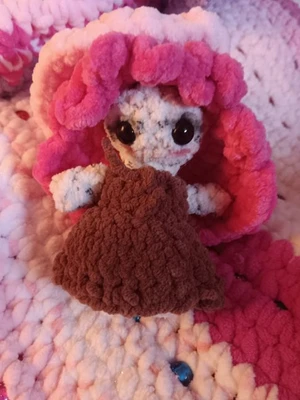Tiny Flower Girl