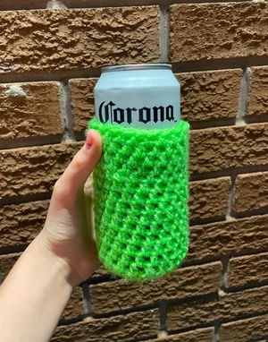Crochet Koozie (tall cans)