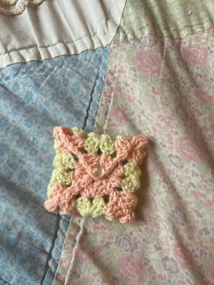 Granny Square Wallet