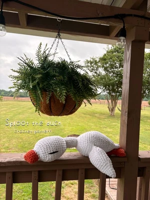 NO SEW | Sploot the Duck Crochet Pattern