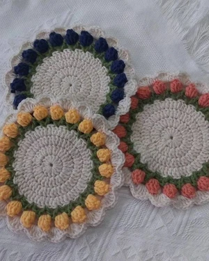 Tulip Flower Coaster Crochet Pattern + Video Tutorial