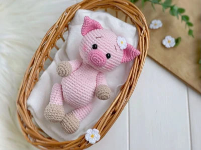 Amigurumi pig crochet pattern