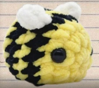 Mini bee patern