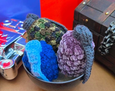 Yarn Grenade (Indoor Snowball Fight)