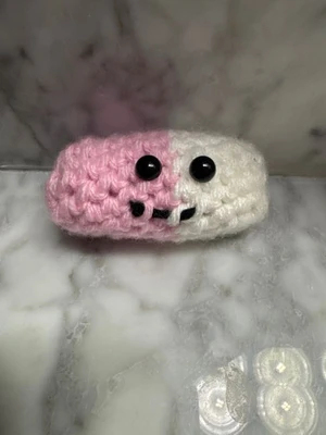 Little itty bitty chill pill