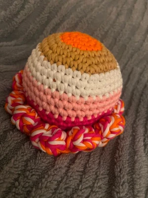 Bun looking thing