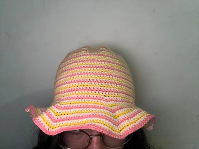 Striped bucket hat