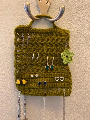 Crochet Earring Holder