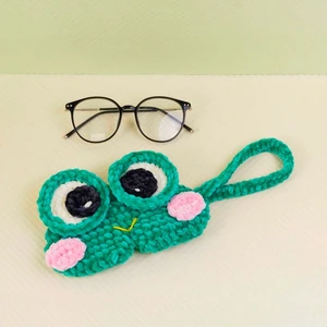 Frog Glasses Case Crochet Pattern