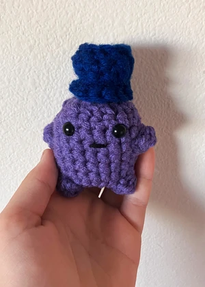 FREE Refined Gentleblob with Hat Pattern