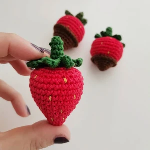 Chocolate Dipped Strawberries
