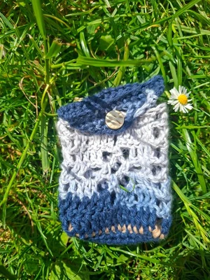 Chain Stitch Pocket Case