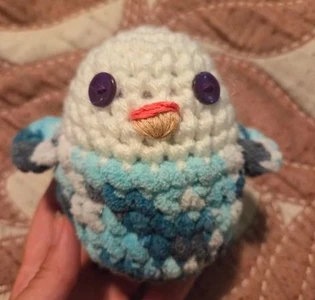 Stash-busting Budgie Bird