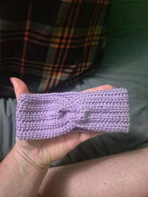 Preemie Head Band w/ Twist