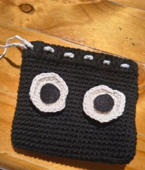 Dust bunny pouch