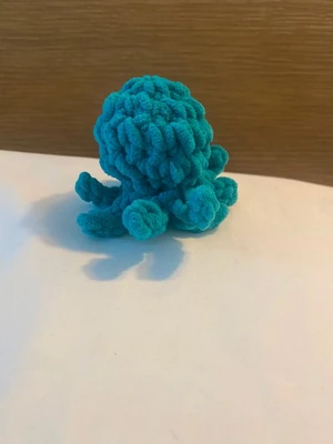 Smol Octopus