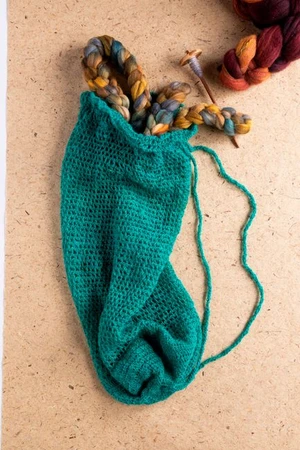 Crocheted Peddler\'s Pack
