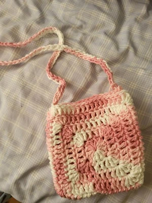 No sew Granny square bag