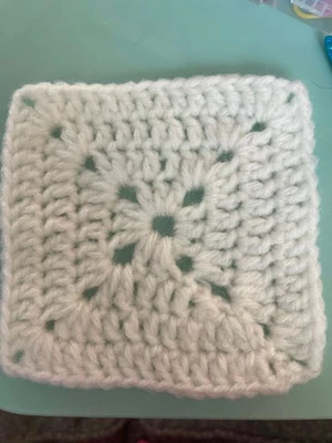 Basic Granny Square | Solid Color | No Magic Ring