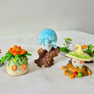 Crochet Plant Buddies