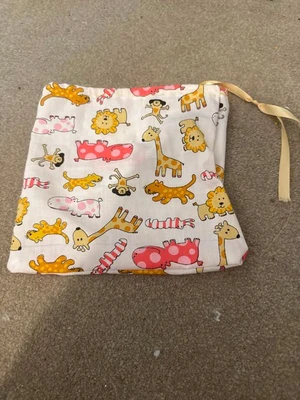 Sewing drawstring bag