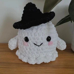 Cute Spooky Witch Ghosty