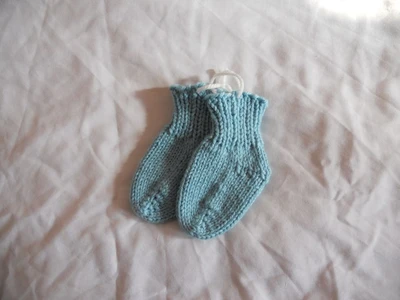 Simple Toe-Up Baby Socks