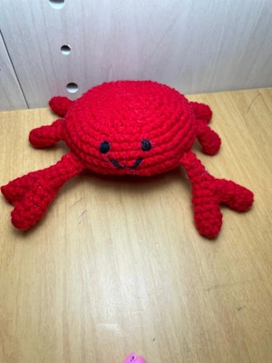 Easy no sew crab amigurumi