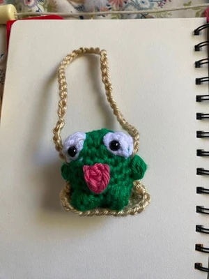 Gary the Swinging Frog