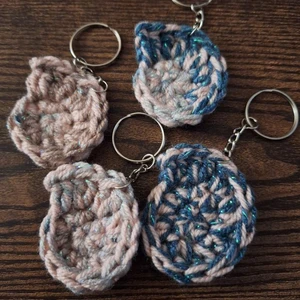 Fast,no sew Shell keychain
