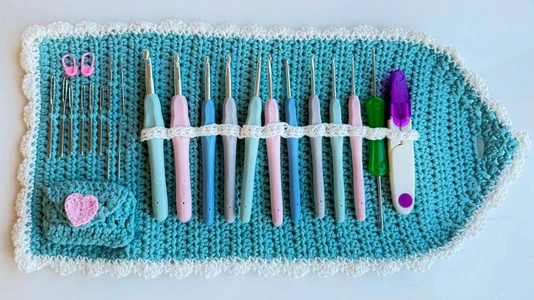 DIY Crochet Hook Case