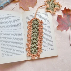 Autumn Grace Crochet Bookmark Pattern